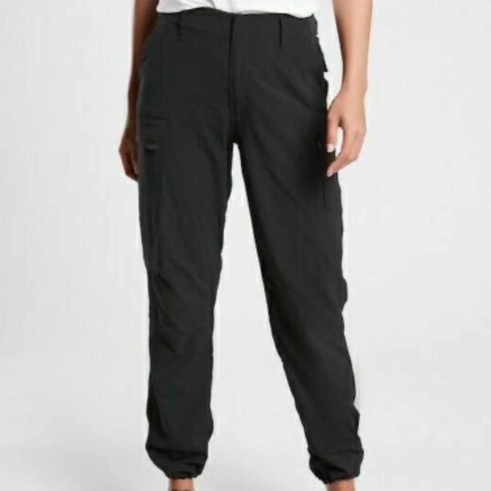 Athleta Petite Trekkie Utility Cargo Pant